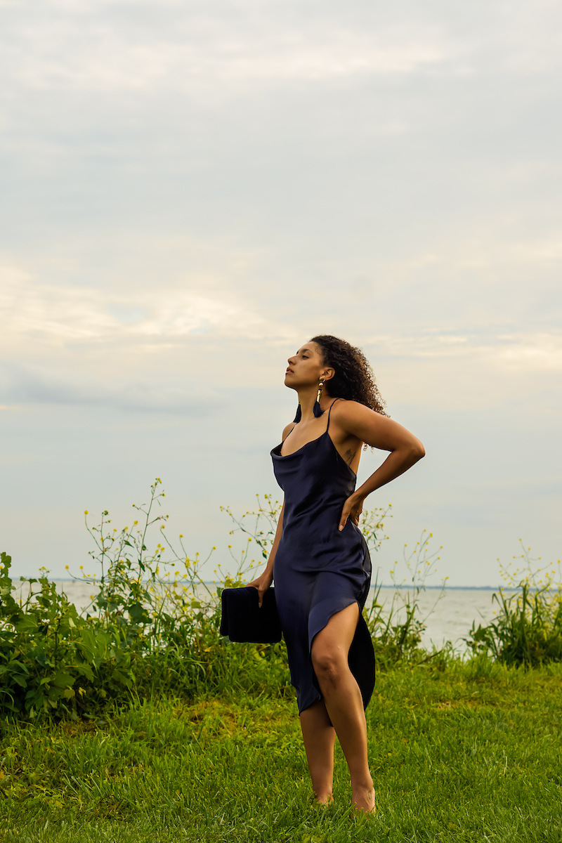 midi dress for pear shaped