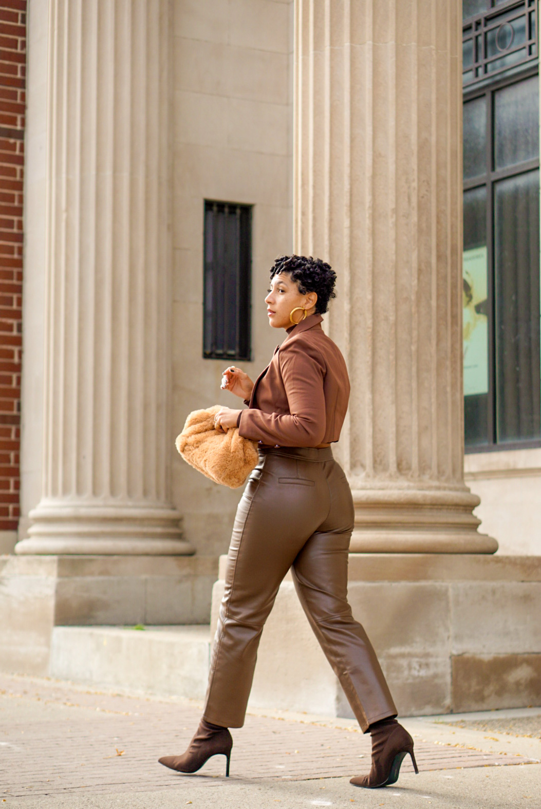 black friday sales 2021, brown monochrome outfit idea, baddie outfit, fall fits black girl