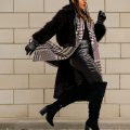 faux fur coat outfit black girl, how to style a faux fur coat, faux fur coat outfit winter chic, ways to wear a faux fur coat for winter