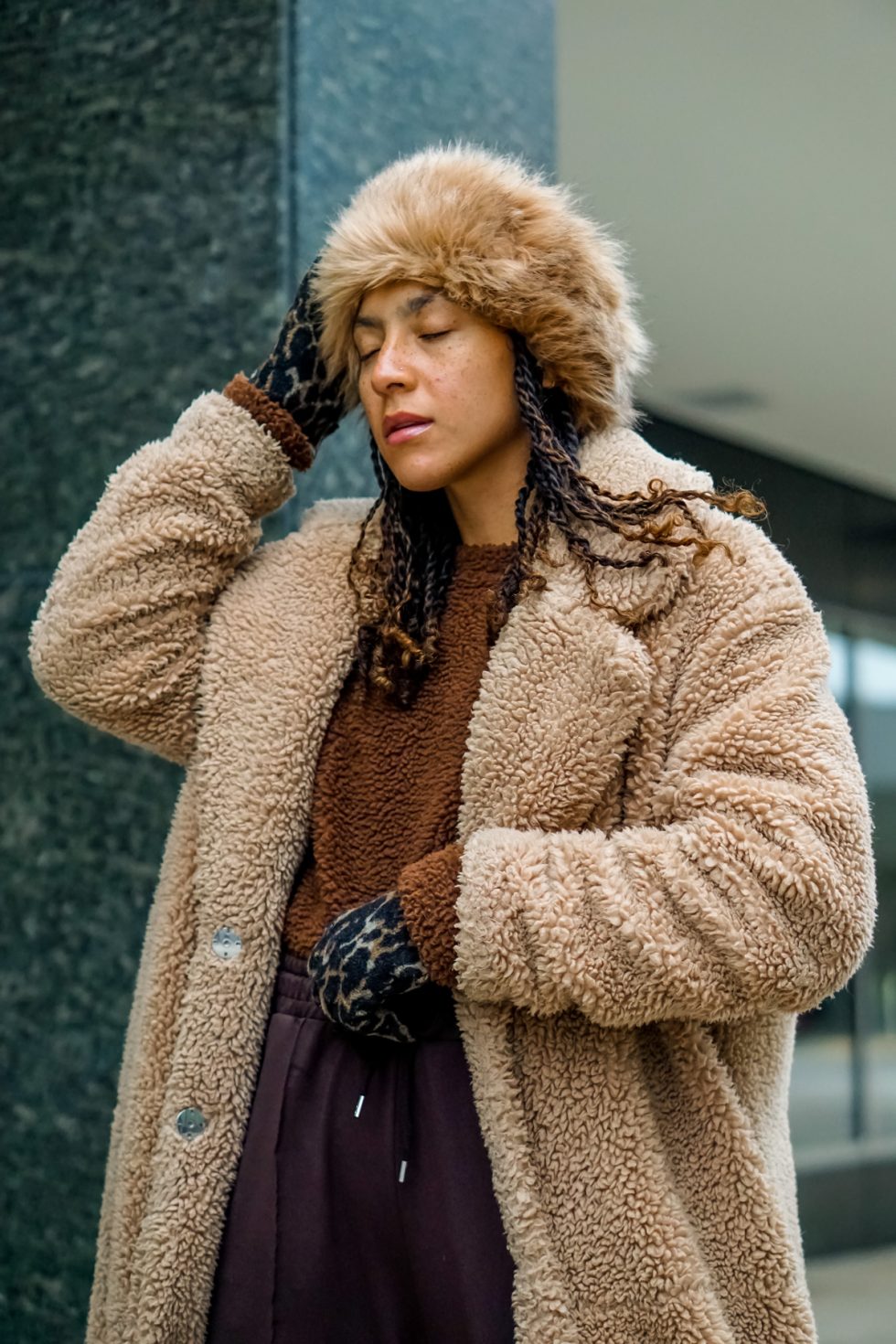 Sharing Some Essential Stylish Winter Accessories for Women